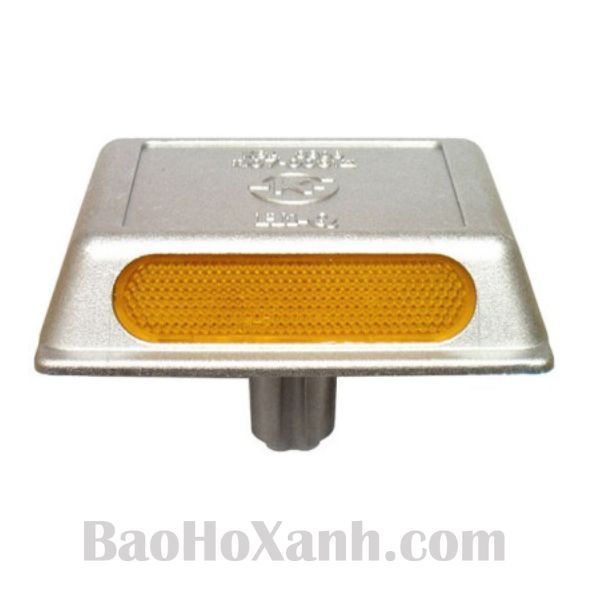 Đinh Gắn Mặt Đường Giải Pháp Cho Công Trình Xây Dựng 4 Đinh gắn mặt đường thân đúc kèm chân định vị để cố định xuống mặt đường