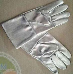 Găng Tay Chống Cháy - Chịu Nhiệt Tráng Nhôm Dickson Tại Bình Thuận 2 Găng Tay Chống Cháy