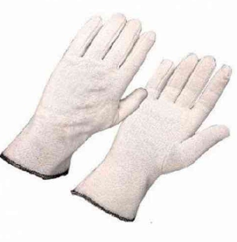Áo Chống Tĩnh Điện ESD Là Gì, Cấu Tạo Và Cách Chọn Size 4 Găng tay dệt kim chống tĩnh điện màu trắng dùng kèm áo trong khu vực kiểm soát ESD