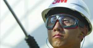 Kính Bảo Hộ Cần Thiết Như Thế Nào Trong Lao Động 3 Kính bảo hộ măt