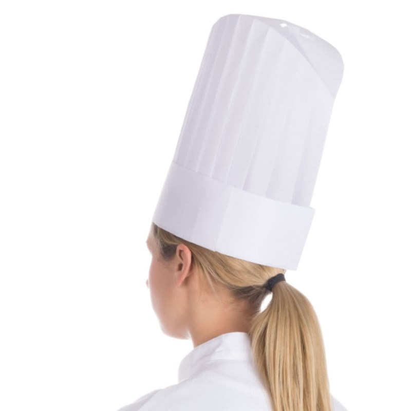 Mũ Bếp: Nguồn Gốc Chiếc Toque Trắng Và Ý Nghĩa Nếp Gấp 2 Nón bếp trưởng dáng cao màu trắng dùng trong gian bếp nhà hàng
