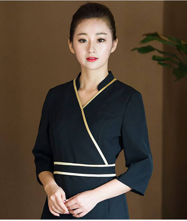 Đồng Phục Nail Chịu Hoá Chất Và Cách Phối Màu Nhận Diện Tiệm 1 Áo đồng phục spa màu đen dáng ôm dùng cho nhân viên tiệm làm đẹp