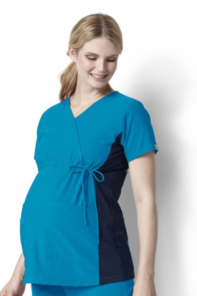 Áo Bệnh Nhân Bệnh Viện: Thiết Kế, Vải Và Cỡ Luân Chuyển 3 Mẫu áo dành cho sản phụ may rộng thân, dễ mặc và dễ thay tại giường