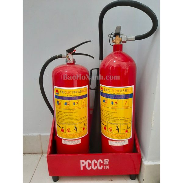 Hiệu Chuẩn Máy Dò Khí Dễ Cháy Cho Nhà Xưởng Tại Bình Dương 4 Bình chữa cháy CO2 bố trí tại khu vực kho dung môi có nguy cơ cháy do khí rò rỉ