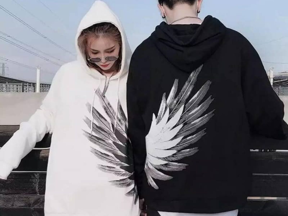 Áo Khoác Nỉ Bóng Chày Đồng Phục - Đặt May Theo Yêu Cầu 2 Áo khoác vải nỉ đồng phục nhìn từ mặt trước, thấy rõ nẹp áo và phần cổ