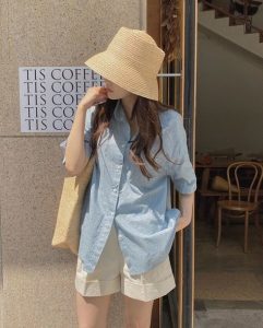 ÁO SƠ MI NỮ: 6 TIPS MIX CỰC CHẤT, KHÔNG PHẢI AI CŨNG MÁCH CHO BẠN 7 Áo sơ mi nữ tuyệt đẹp