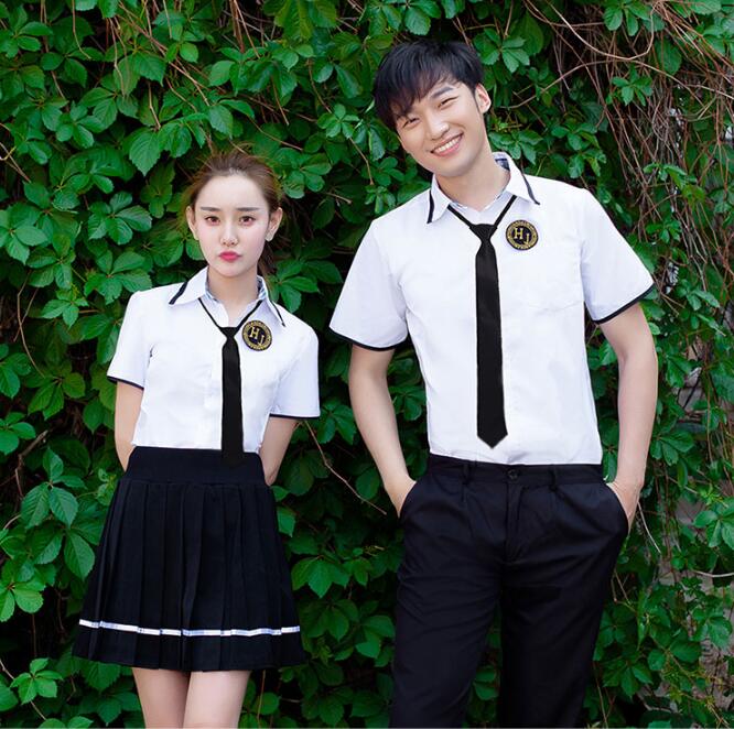 Làm Sao Để Có Ảnh Áo Lớp Đẹp Nhất Cùng Với “Đồng Bọn” ? 4 áo sơ mi đồng phục học sinh trung học