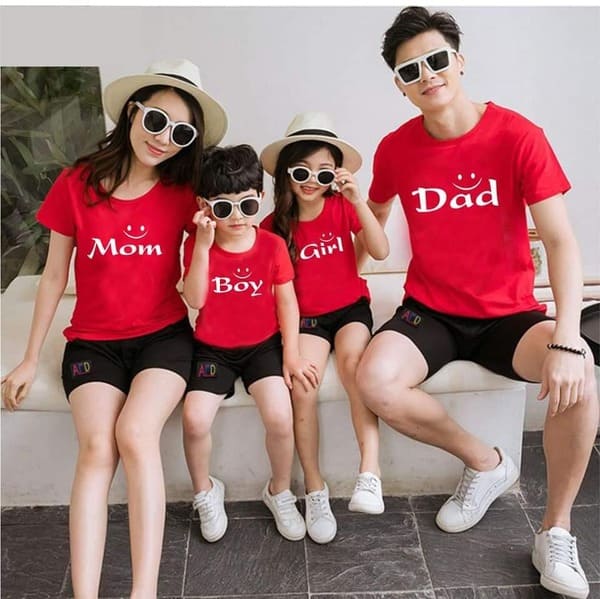 Bộ đồ đồng phục gia đình may cho nhiều thành viên