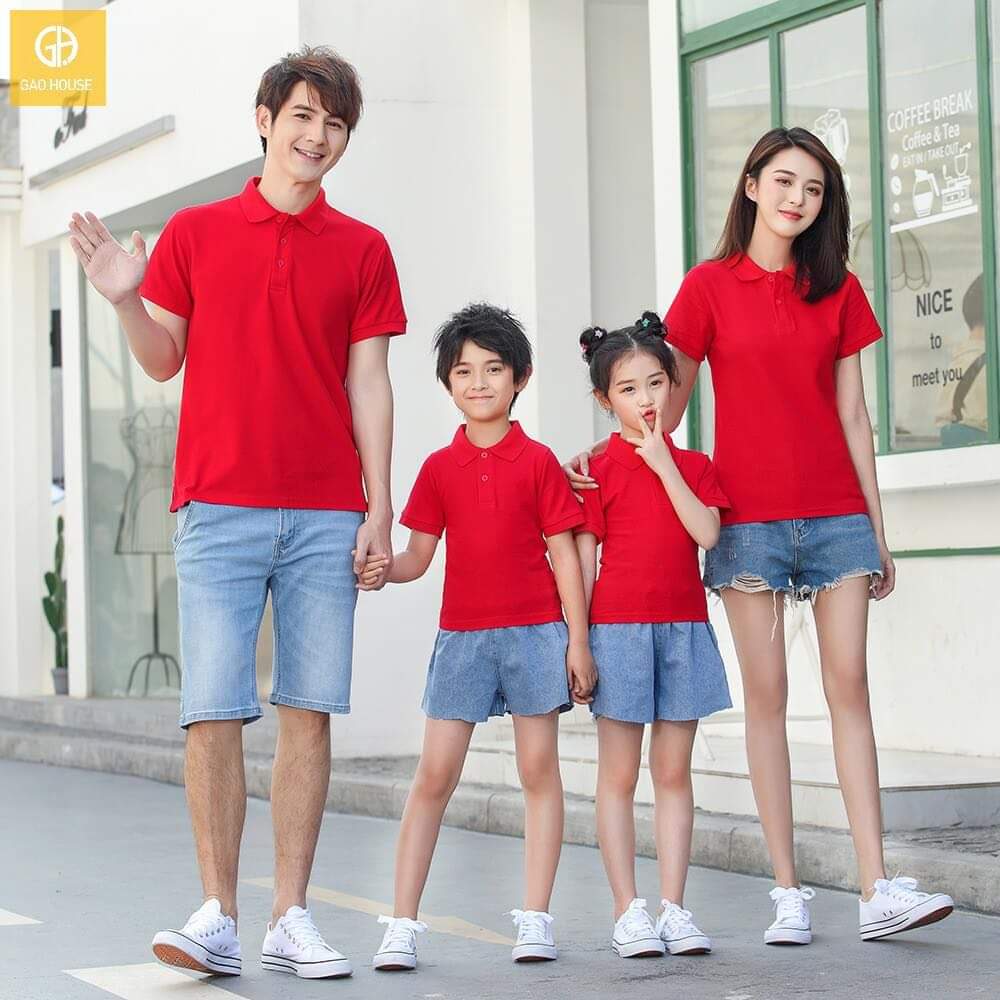 Bộ áo có cổ may cùng mã vải cho cả người lớn và trẻ nhỏ