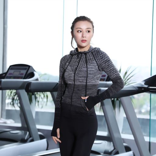 Áo Gym Đẹp - Nguồn Động Lực Tập Gym 3 Áo khoác mặc ngoài khi tập luyện thời tiết lạnh