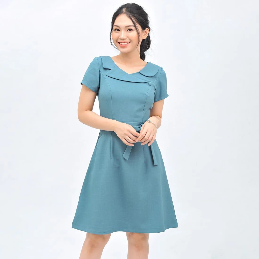 Đầm May Thiết Kế - Mẫu Mã, Kiểu Dáng, Chất Liệu Vải 1 Mẫu đầm công sở dáng suông mặc đi làm