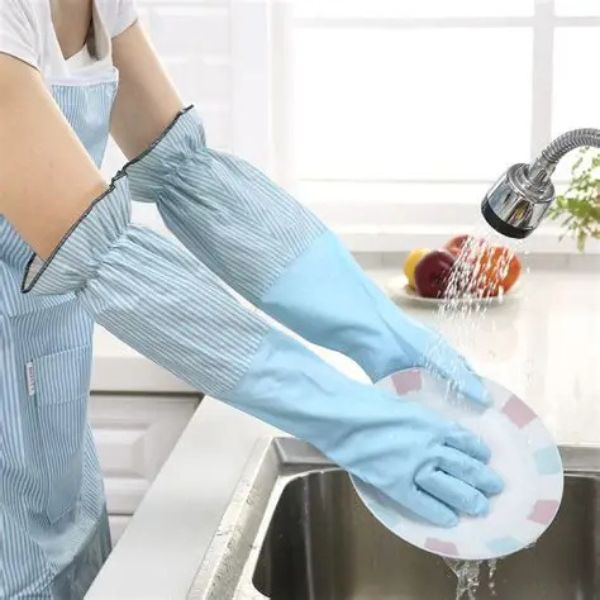 Găng Tay Cao Su Bền Bỉ Và 6 Mẹo Kéo Dài Tuổi Thọ Khi Sử Dụng 3 Găng Tay Cao Su Bền Bỉ Chống Dầu Mỡ