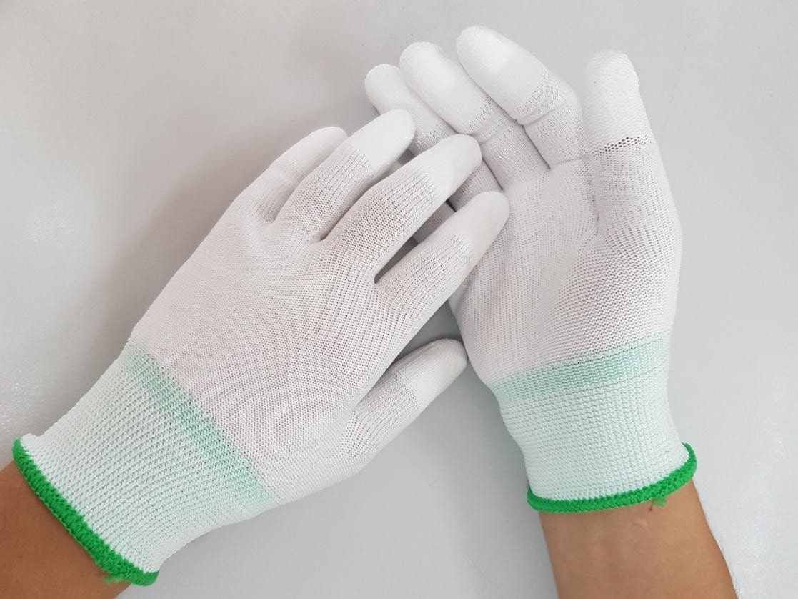 Găng tay phòng sạch sợi poly phủ PU đầu ngón màu trắng có viền cổ tay