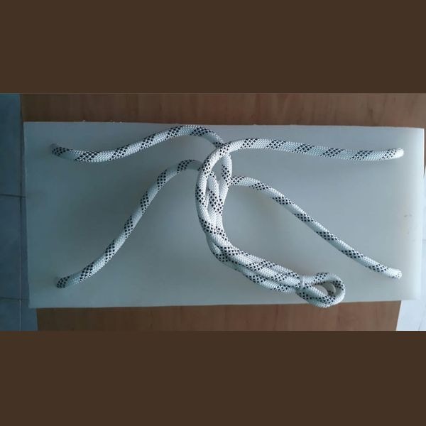 Ghế sơn nước tấm ngồi treo dùng cho thợ sơn mặt ngoài công trình