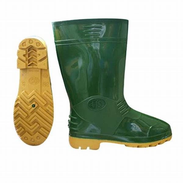 Ủng bảo hộ màu xanh bộ đội có lông và dây rút ở miệng ống