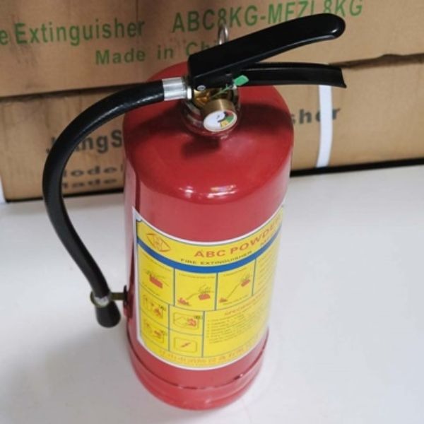Bình Chữa Cháy Hàn Quốc 3kg3 Chính Hãng An Toàn Có Thiết Kế Dễ Nhận Biết, Thuận Tiện Khi Bố Trí Tại Những Vị Trí Cần Thiết. Sản Phẩm Hỗ Trợ Chuẩn Bị Thiết Bị Chữa Cháy Ban Đầu, Phù Hợp Với Nhiều Không Gian Như Gia Đình, Văn Phòng Và Cửa Hàng.