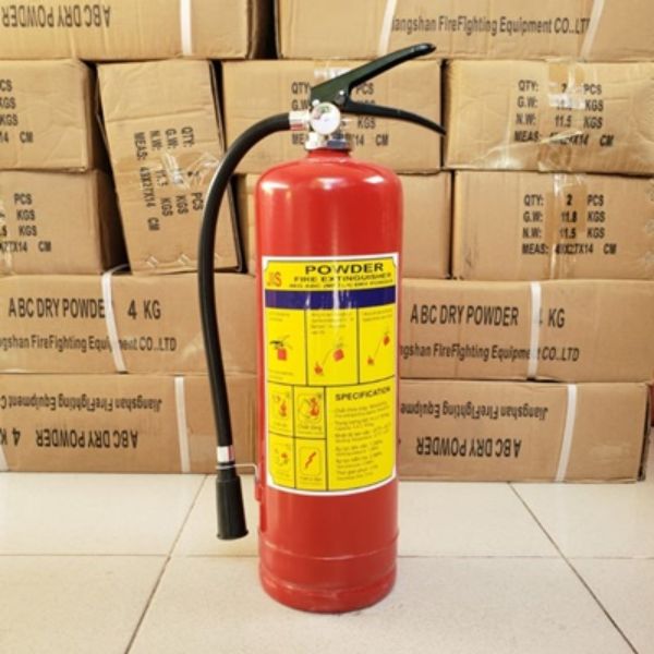 Bình Chữa Cháy MFZ4 4KG Chữa Cháy Hiệu Quả Được Thiết Kế Chuyên Dụng Với Kích Thước Thuận Tiện Cho Việc Bố Trí Và Sử Dụng. Sản Phẩm Hỗ Trợ Người Dùng Chủ Động Xử Lý Đám Cháy Ban Đầu Trong Nhiều Không Gian Khác Nhau.