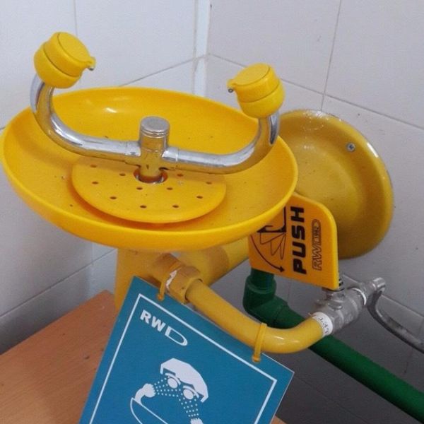 Bồn Rửa Mắt Khẩn Cấp Bền Đẹp