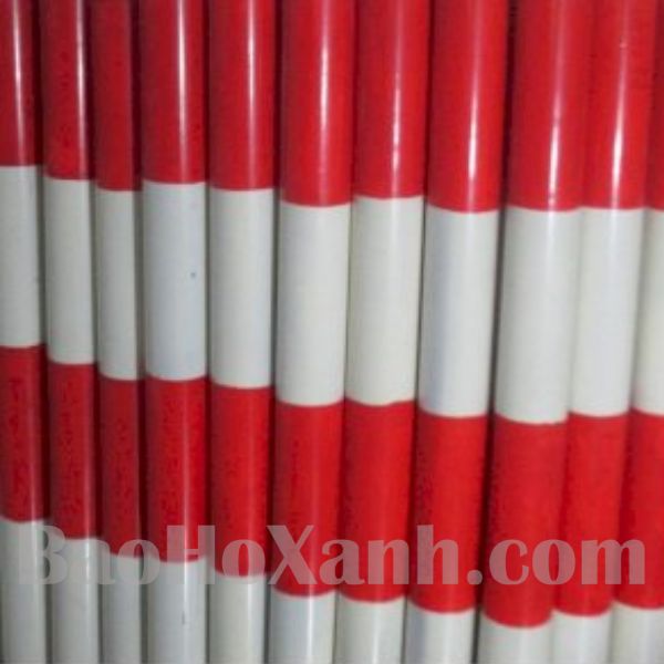 Cột Sắt Sơn 2 Màu Biển Báo