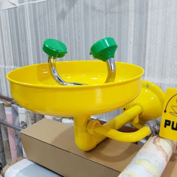 Bồn Rửa Mắt Khẩn Cấp Dạng Chậu Gắn Tường TT-RYBG002 - BRM0053