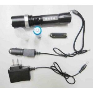 Đèn pin thép CREE bóng LED - BHK0046 chất lượng cao