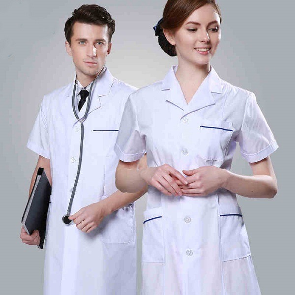 Đồng Phục Bệnh Viện Tay Ngắn Đạt Chuẩn