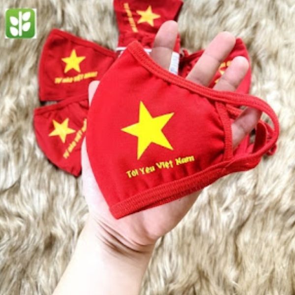 Khẩu Trang Vải Kháng Khuẩn Hình Lá Cờ