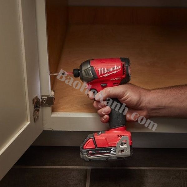 Máy Vặn Ốc Vít Mới