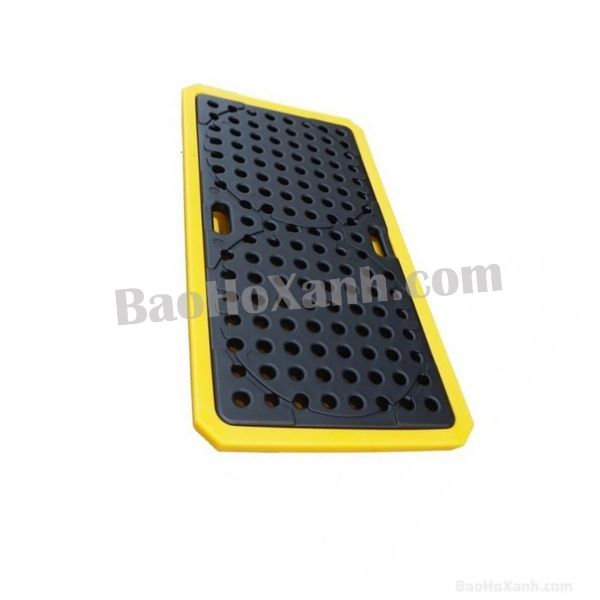 Pallet Nhựa Chống Tràn Đổ Dầu Tốt