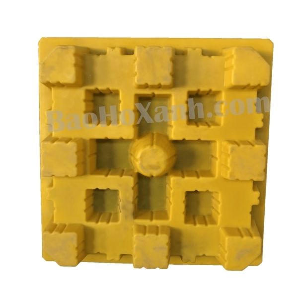 Pallet Nhựa Chống Tràn Đổ Dầu Tốt